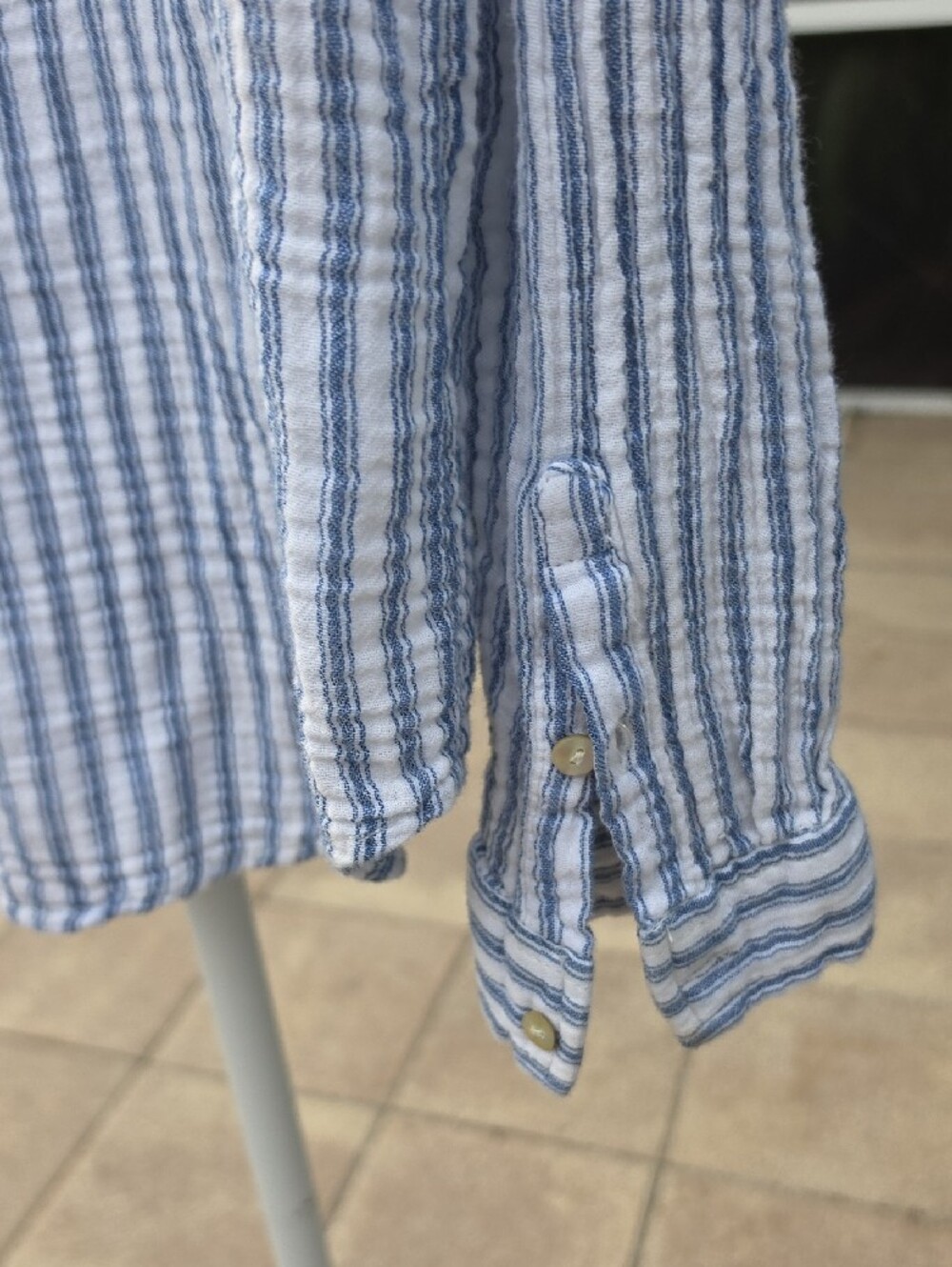 beachlunchlounge Blue and White Striped Casual Button-Down Shirt - Picture 5 of 8